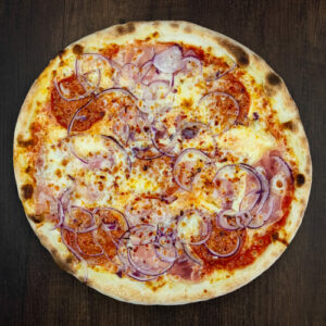 Čerstvá pizza Mexicana z kvalitních surovin: italské těsto, tomato, mozzarella, salám, šunka, slanina, cibule, chilli. | Pizza NuPoo Malešice